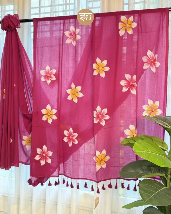 Ever_Blooming:__Magenta_Mul_Cotton_Saree_With_Hand-Painted_Work_For_Women