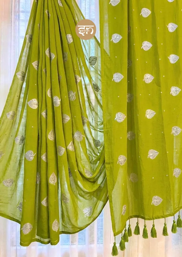 Moonlit_Leaves:_Olive_Green_Pure_Mul_Cotton_Saree_with_Elegant_Leaf_Sequin_Embroidery_Work