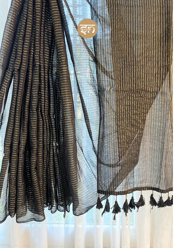 Zarisaaz:_Black_&_Golden_Zari_Woven_Sitar_Box_Saree_For_Women