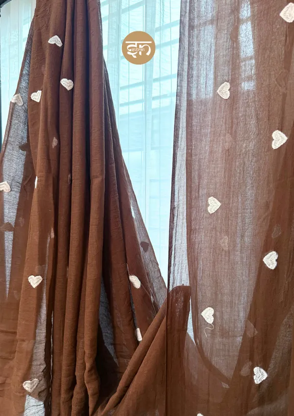 Dil_Dhadakne_Do:_Brown_&_White_Mul_Cotton_Saree_With_Embroidery_Work_For_Women