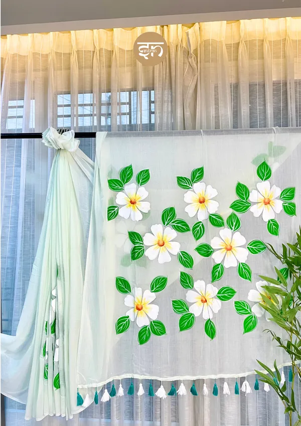Ever_Blooming:_White_&_Green_Mul_Cotton_Saree_With_Hand-Painted_Work_For_Women