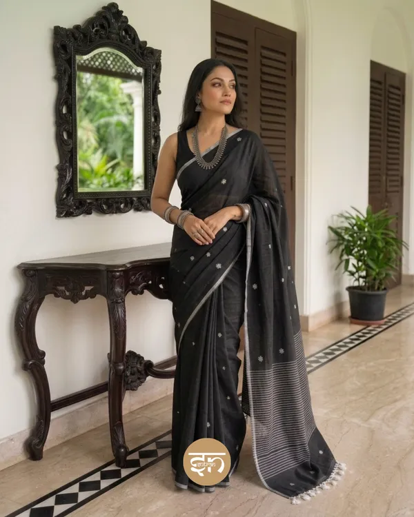 Maya_Motif:_Black_Mul_Cotton_Saree_with_Jamdani_Buti_Motifs