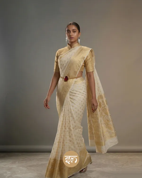 Sabeki_Jamdani:_White_&_Golden_Dhakai_Jamdani_Saree_For_Women