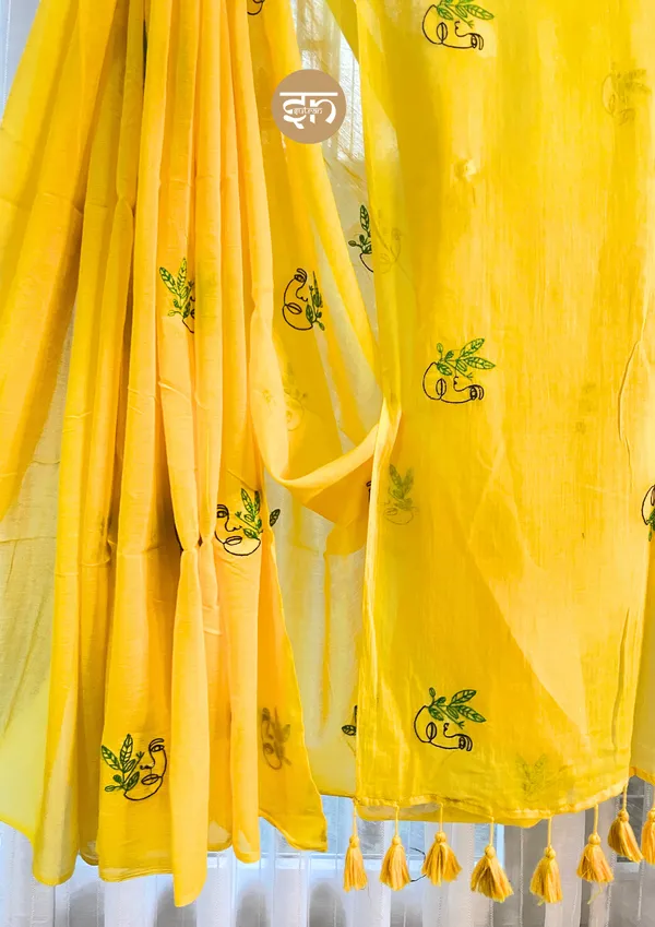 Hastakala:_Yellow_Mul_Cotton_Saree_With_Embroidery_Work_For_Women