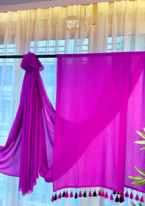 Bare_Elegance:_Magenta_Mul_Cotton_Saree_For_Women