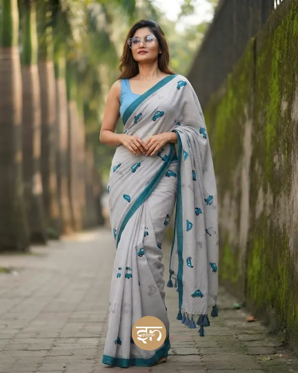 Raahi:_Grey_Pure_Mul_Cotton_Saree_with_All-Over_Taxi_Scooty_Printed__Work