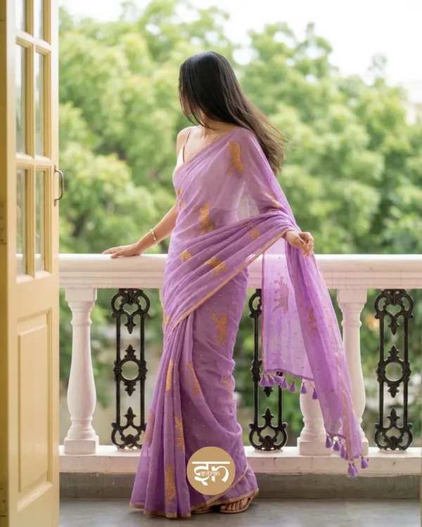 Swarna_Cheetah:_Lavender_Pure_Mul_Cotton_Saree_with_Delicate_Cheetah_Printed_Work