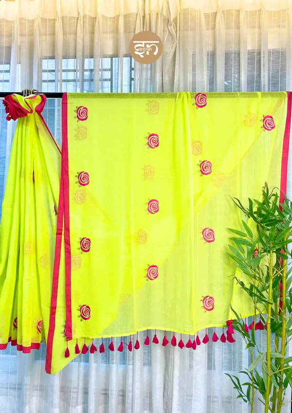 Seli_Fulkari:_Lime_Green_Pure_Mul_Cotton_Saree_With_Embroidery_Work_For_Women