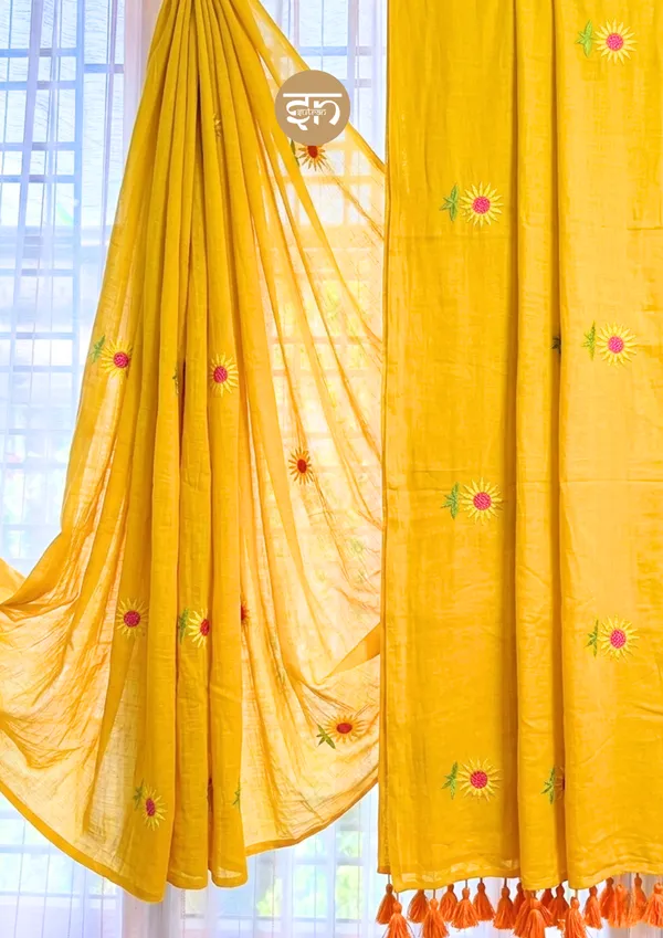 Sooraj_Ki_Bahoon_Mein:_Mustard_Yellow_Sunflower_Embroidered_Mul_Cotton_Saree_For_Women