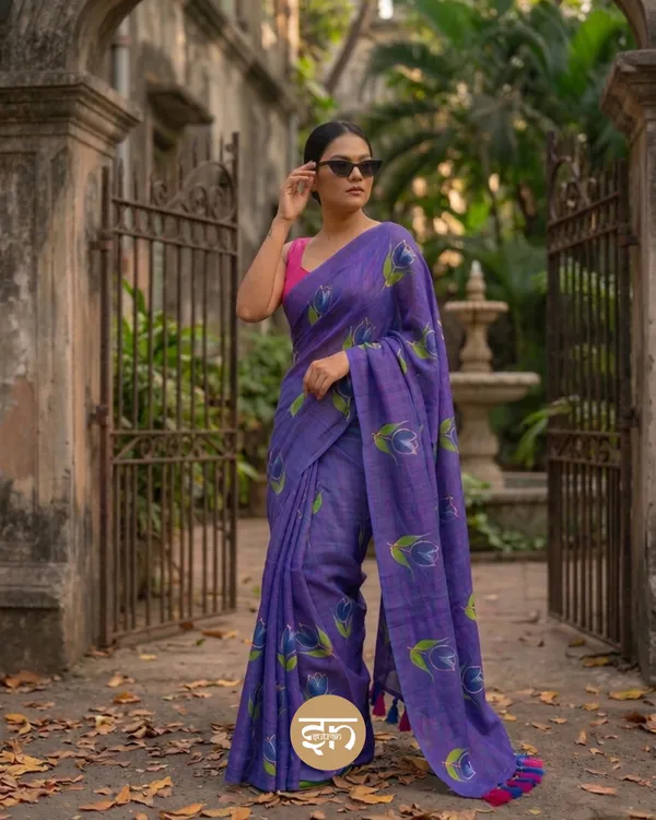 Rang_Rang_Mein:_Blue_&_Green_Mul_Cotton_Saree_With_Hand-Painted_Work_For_Women