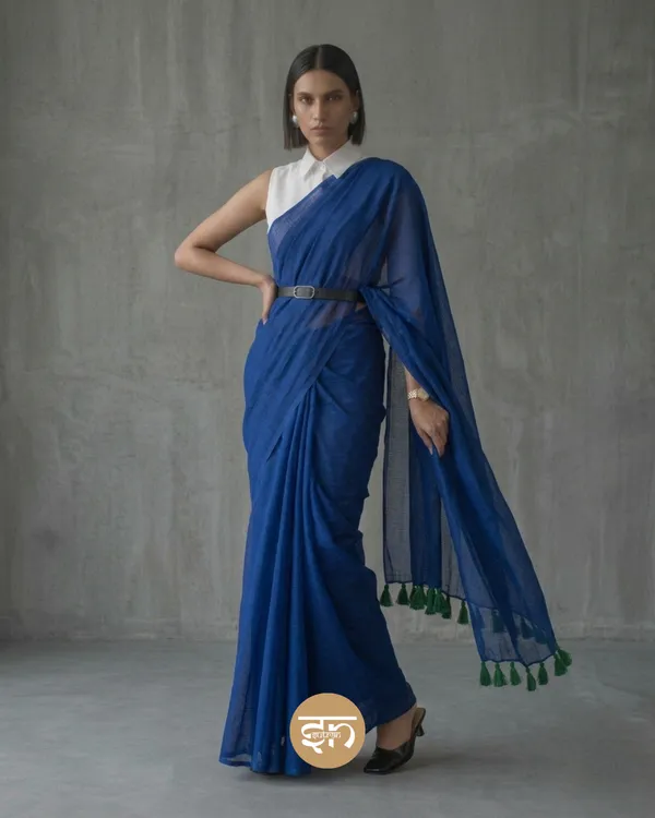 Bare_Elegance:_Royal_Blue_Mul_Cotton_Saree_For_Women