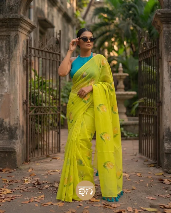 Rang_Rang_Mein:_Lime_Green_Mul_Cotton_Saree_With_Hand-Painted_Work_For_Women