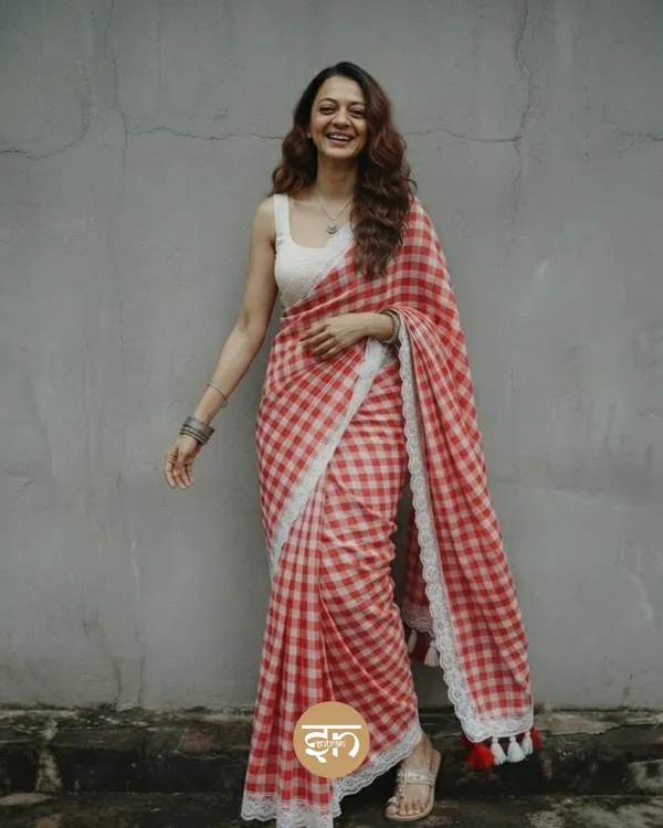 Feather_Loom_Threads:_Red_Pure_Mul_Cotton_Gingham_Saree_with_Lace_Border