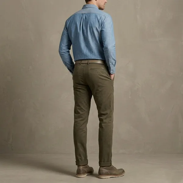 Olive_Green_Cotton_Regular_Fit_Chino_Trousers_For_Men