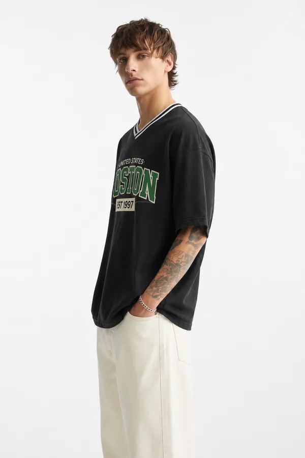 Boston_V_Neck_Casual_Tshirt
