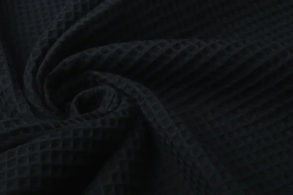 Black_Henley