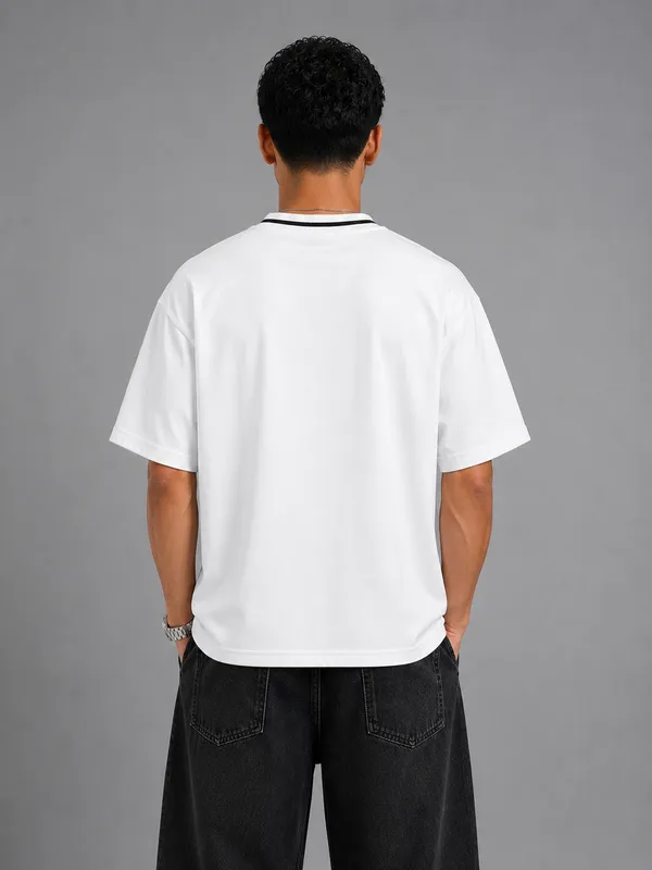 Brooklyn_Ny_V_Neck_T_Shirt_White