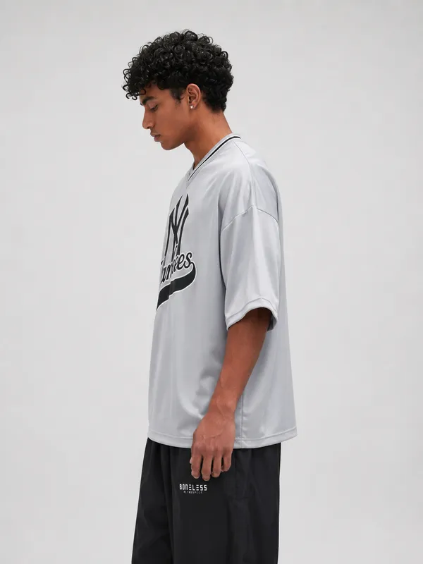 Yankees_Casual_V_Neck_Tshirt_Gray