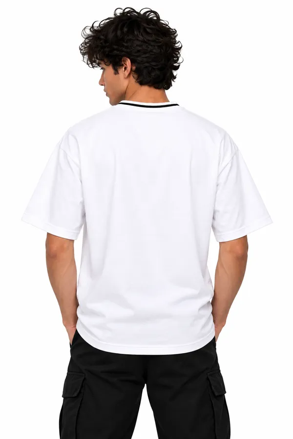 VOZINHA_Basketball_Graphic_V-Neck_T-Shirt