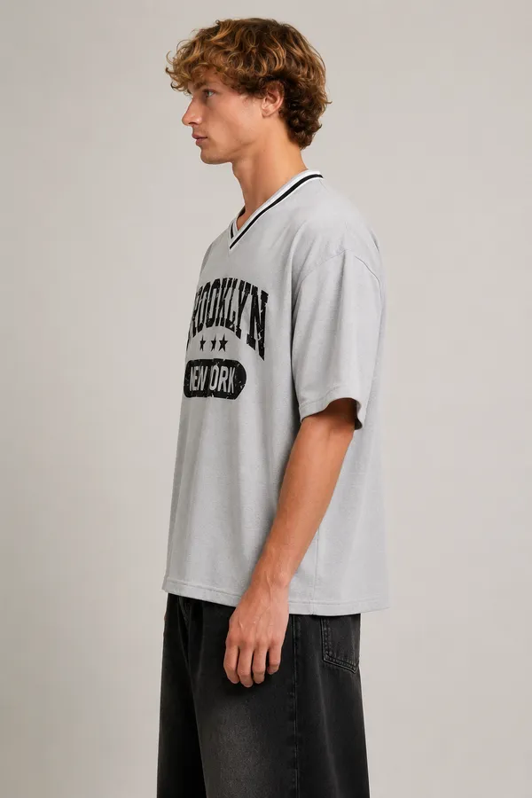 Brooklyn_Ny_V_Neck_T_Shirt_Grey