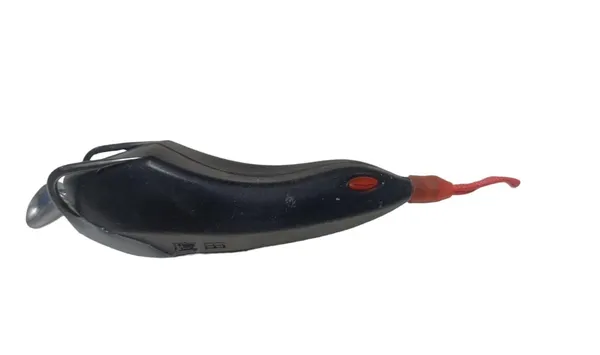 Black_Weedless_Banana_Shape_Topwater_Fishing_Lure