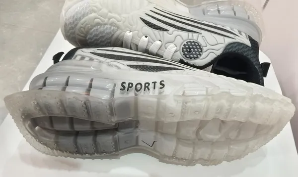 White_Mesh_Chunky_Sole_Sports_Running_Shoes_For_Men