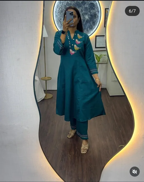 Teal_Cotton_Bird_Embroidered_Anarkali_Kurta_Set_For_Women