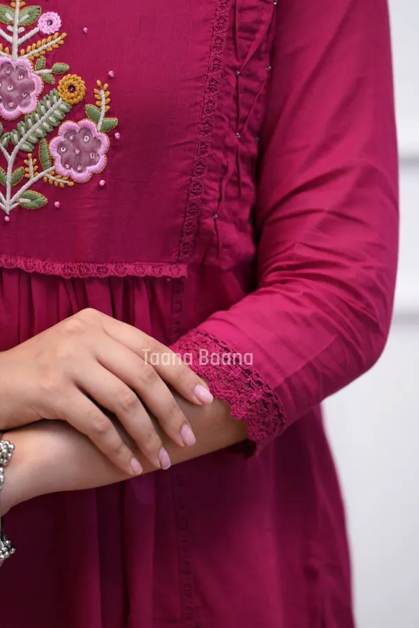 Magenta_Cotton_Embroidered_Anarkali_Suit_Set_For_Women