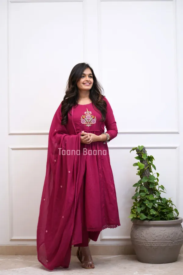 Magenta_Cotton_Embroidered_Anarkali_Suit_Set_For_Women