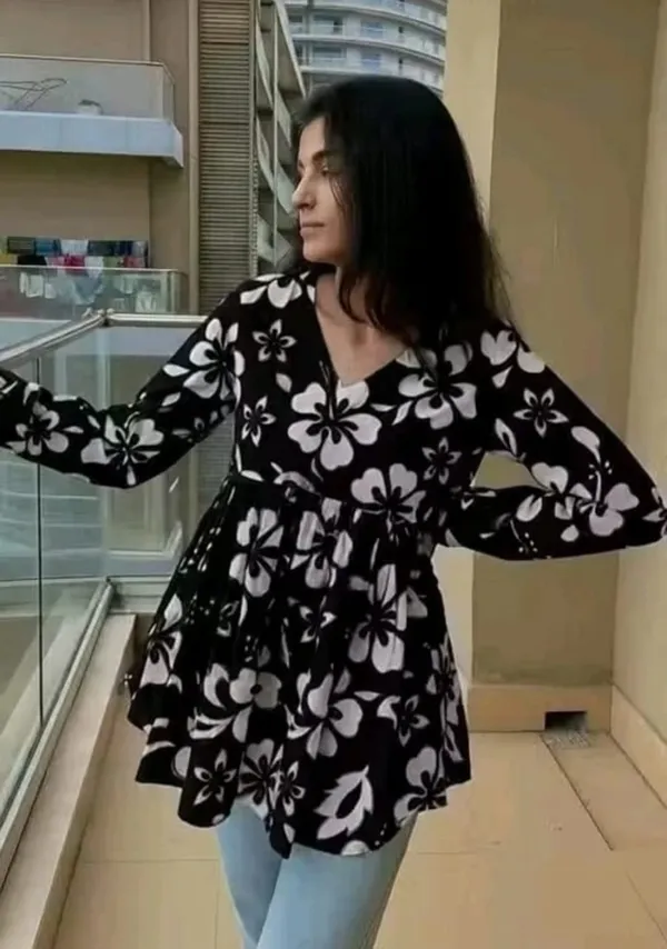 Black_Cotton_Floral_Print_Peplum_Top_For_Women