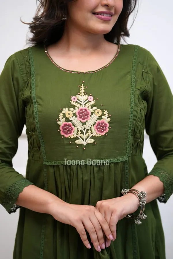Green_Cotton_Embroidered_Anarkali_Kurta_Set_With_Dupatta_For_Women