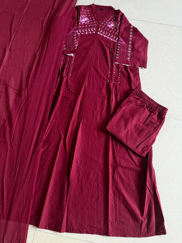 Maroon_Cotton_Embroidered_Anarkali_Kurta_Set_With_Dupatta_For_Women