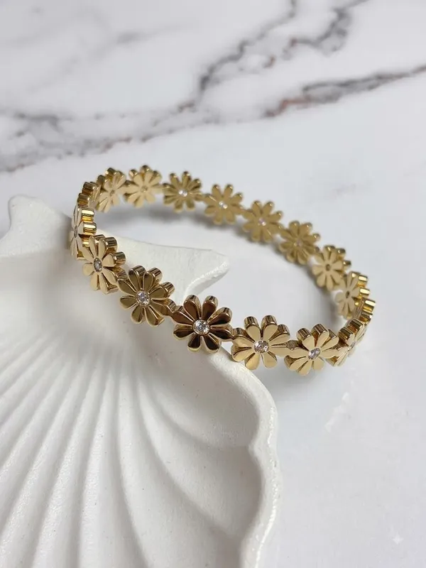 Gold_Steel_Floral_Link_Bangle_Bracelet_For_Women