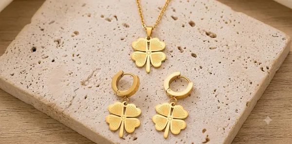 Gold_Steel_Floral_Clover_Necklace_And_Earrings_Set_For_Women