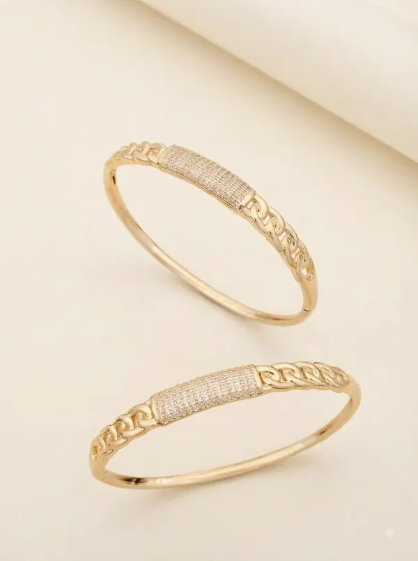 Gold_Steel_Twisted_Link_Centre_Bangle_Bracelet_For_Women