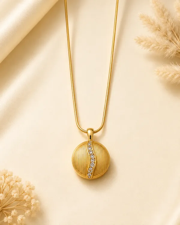 Gold-Tone_Stainless_Steel_Ribbed_Pendant_Necklace_For_Women