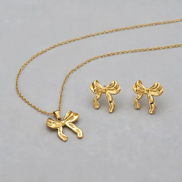 The_Sculpted_Ribbon_Bow_Pendant_Necklace_And_Earrings_Set_for_Women