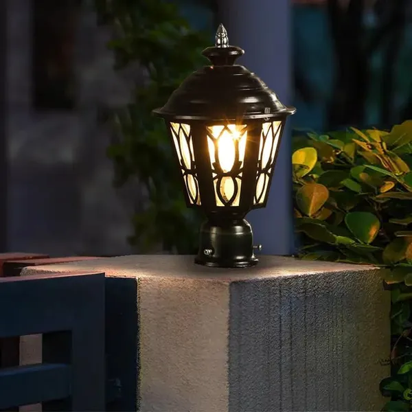 SWIATLO_Black_and_Clear_Kamal_Classic_Lamp/Gate_Light/_Outdoor_Lamp/Outdoor_Light/Pillar_Light_at_entrance_Outdoor_Home,_Office,_Restaurant_etc._(Pack_of_1,_WITH_BULB)