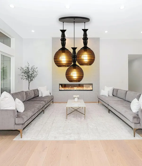SWIATLO_Classic_Globe_ROUND_THAALI_Round_Cluster_Pendant_Light/Cluster_Hanging_Light/Cluster_Ceiling_Light/Three_Pendant_Lamp_to_Décor_Home/Living_Room/Bedroom/Office/Cafe/Restaurants_(with_Bulb)