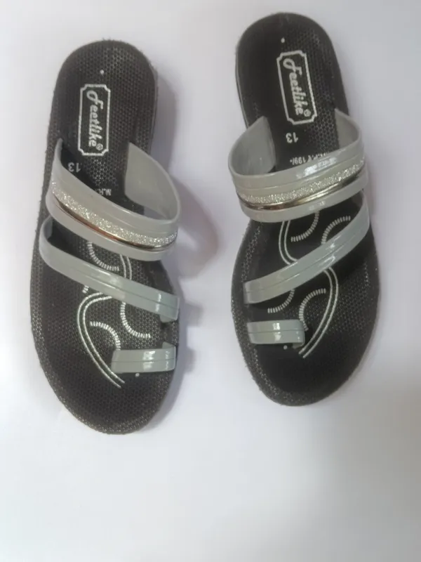 Grey_Synthetic_Casual_Sandals_for_girls_kids