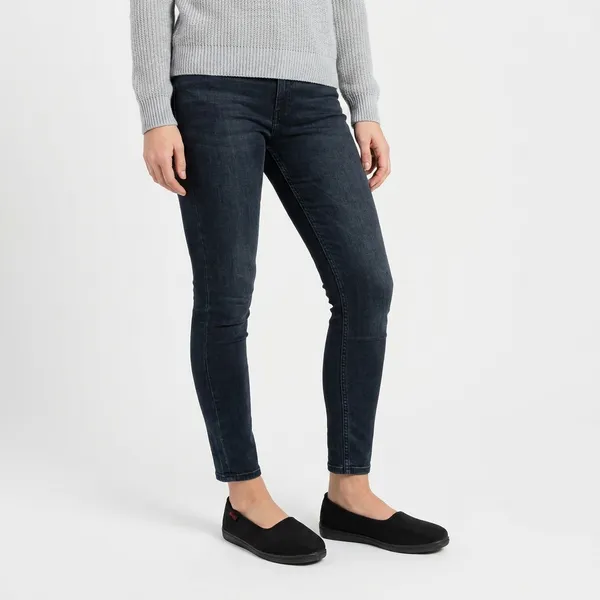 Black_Corduroy_Slip-On_Casual_Shoes_For_Women