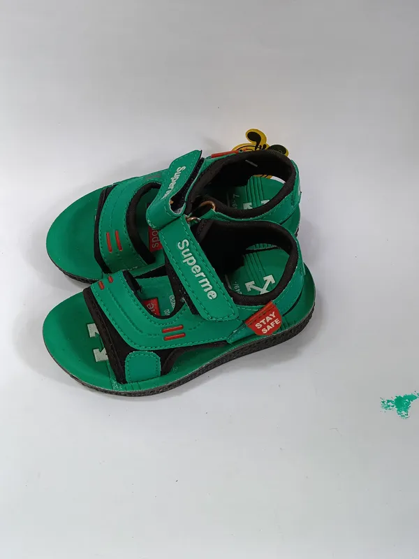 Green_Synthetic_Velcro_Strap_Casual_Sandals_For_Kids
