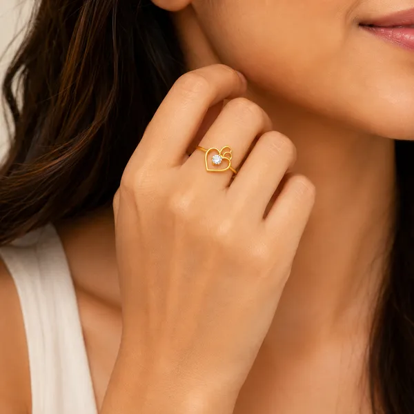 18K_Yellow_Gold_Heart_Diamond_Solitaire_Ring