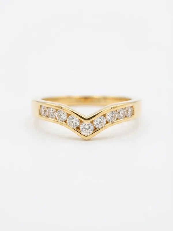 92.5_Silver_Lab-Grown_Diamond_Ring_–_Round_Brilliant_Cut,_0.23_Ct