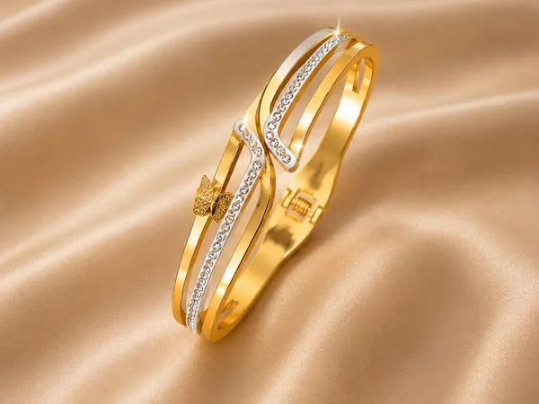 Butterfly_Sparkle_Luxe_Kada_–_1_Gram_Gold_Plated_Bracelet