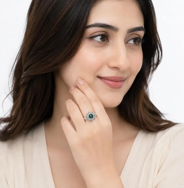 Certified_92.5_Sterling_Silver_Emerald_Green_Stone_Floral_Ring_for_Women