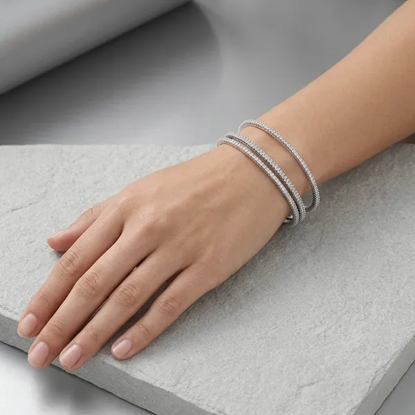 Silver-Toned_Embellished_Bangle