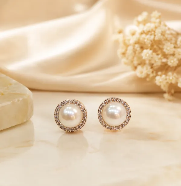 Luxury_Pearl_Halo_AD_Stud_Earrings_for_Women_|_Real_Diamond_Look_Premium_American_Diamond_Tops_|_Elegant_Party_&_Daily_Wear_Earrings