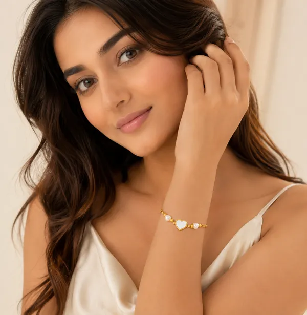 Premium_Mother_of_Pearl_Heart_Charm_Stainless_Steel_Bracelet_|_Gold_Finish_|_Anti_Tarnish_|_Waterproof_|_Adjustable_Bracelet_for_Women_&_Girls