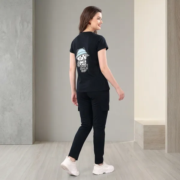 Black_Cotton_Relaxed_Graphic_Print_Night_Suit_For_Women